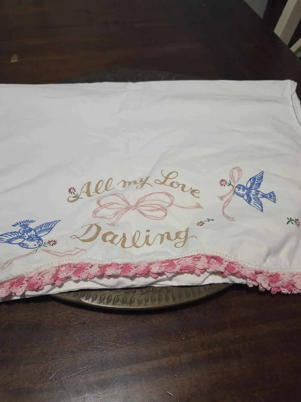 2 VTG UTICA  FLORAL STANDARD PILLOWCASES 1 Embellished Case